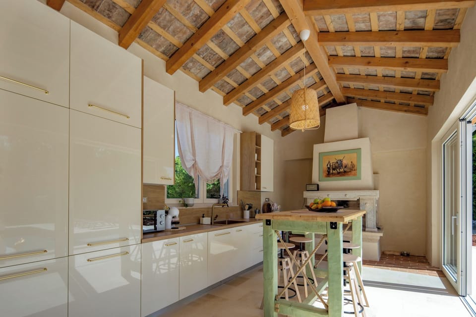 Luxury House, 4 Bedrooms, Microwave (Villa Stonica - Rustic Istrian Pool) | Private kitchen