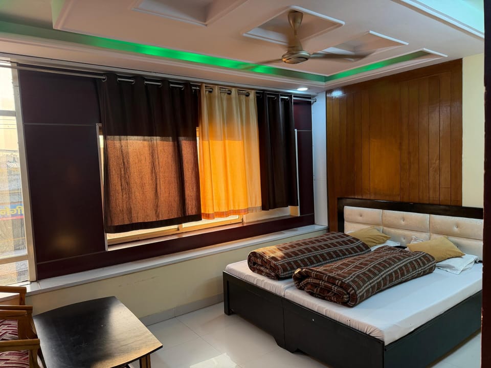 Deluxe Room | Free WiFi, bed sheets