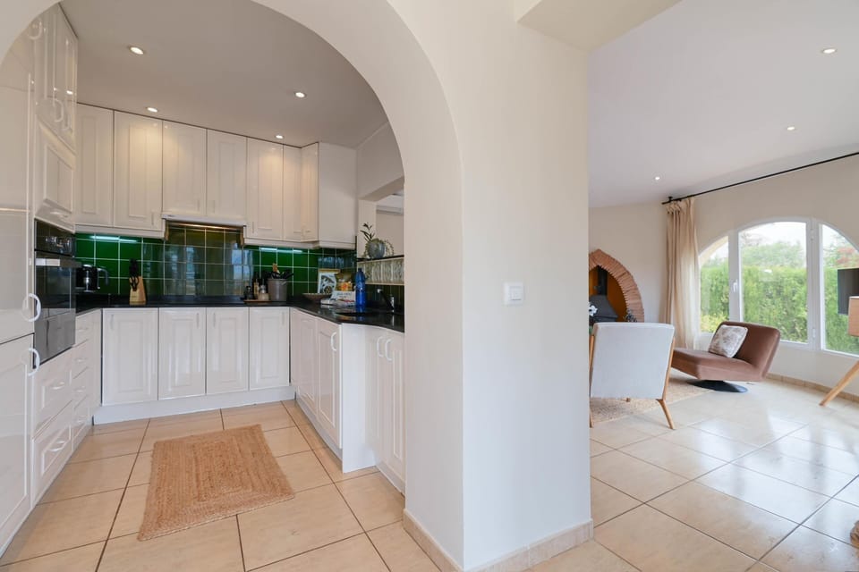 Open kitchen