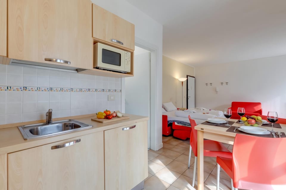 Kitchen and dining area