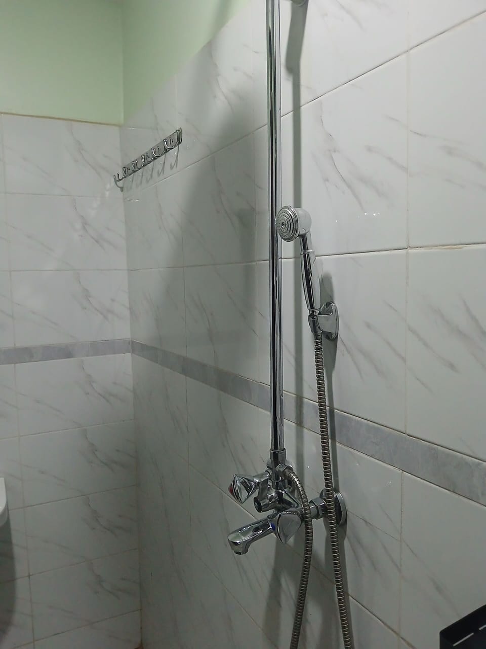 Basic Single Room, Park View | Bathroom | Slippers