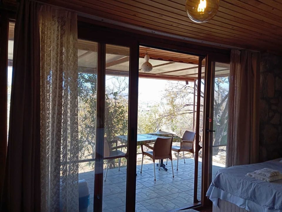 Superior Room, Garden View | Garden view
