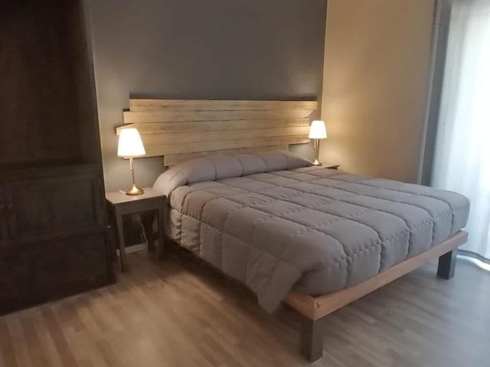 Deluxe Quadruple Room, Balcony, City View | Soundproofing, free WiFi