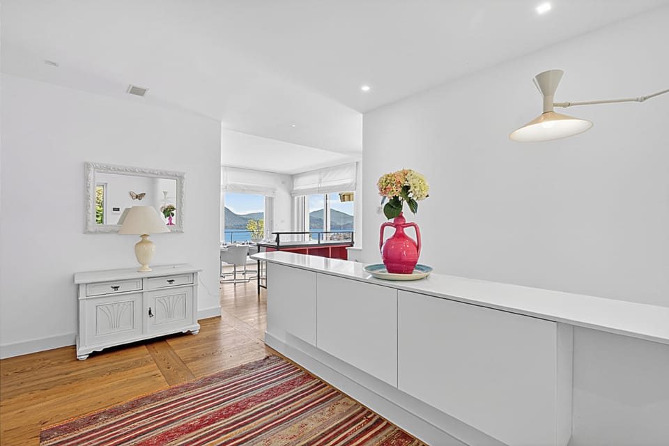Family Villa, 4 Bedrooms, Refrigerator & Microwave (Villa Alessia,Stresa Lake Maggiore) | Interior