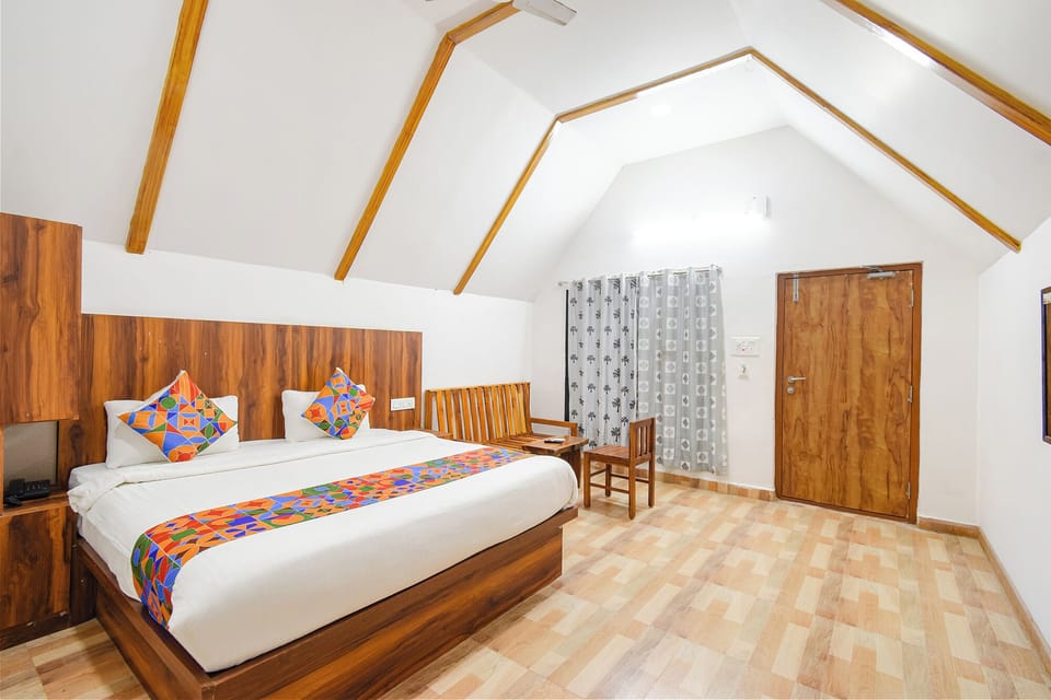 Egyptian cotton sheets, premium bedding, in-room safe, free WiFi