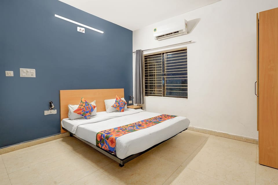 Deluxe Room | Egyptian cotton sheets, premium bedding, WiFi (free), bed sheets