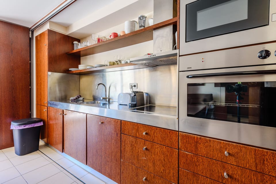 Apartment, 2 Bedrooms, Pool Access, Pool View | Private kitchen | Microwave, coffee/tea maker