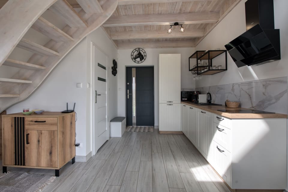 Comfort Chalet, Garden View | Private kitchen | Full-size fridge, oven, stovetop, dishwasher