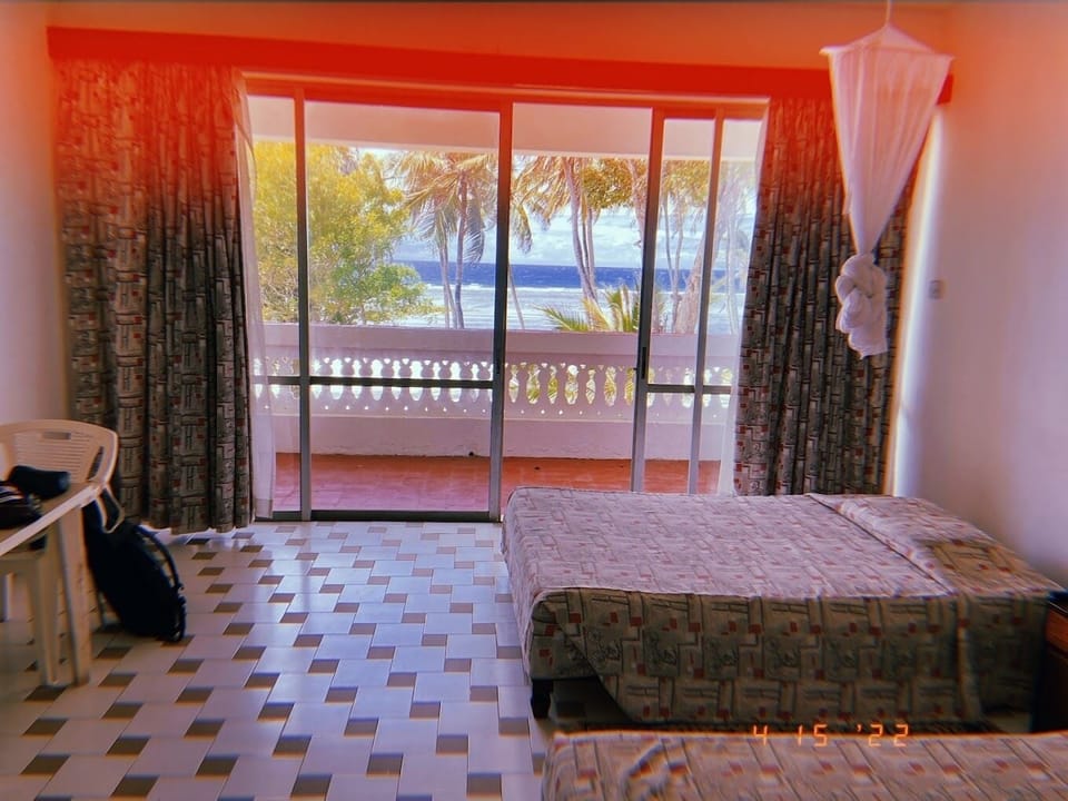 Deluxe Double Room, Patio, Garden View | Free WiFi, bed sheets