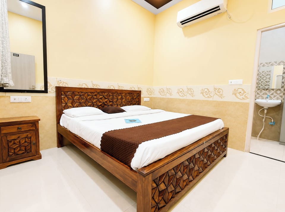 Deluxe Double Room, Air conditioning | View from room