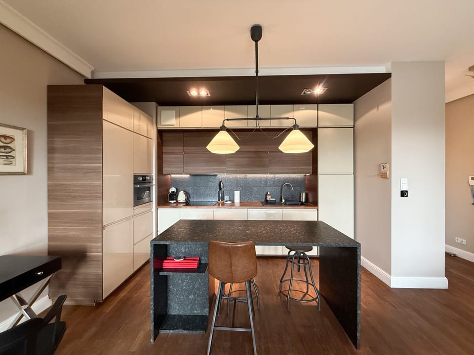 Classic Apartment, Courtyard View | Private kitchen | Full-size fridge, oven, stovetop, dishwasher