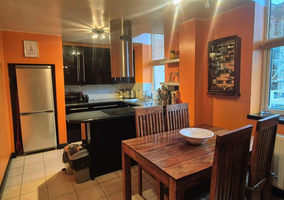 Comfort Apartment, Private Bathroom (The Hanover) | Shared kitchen
