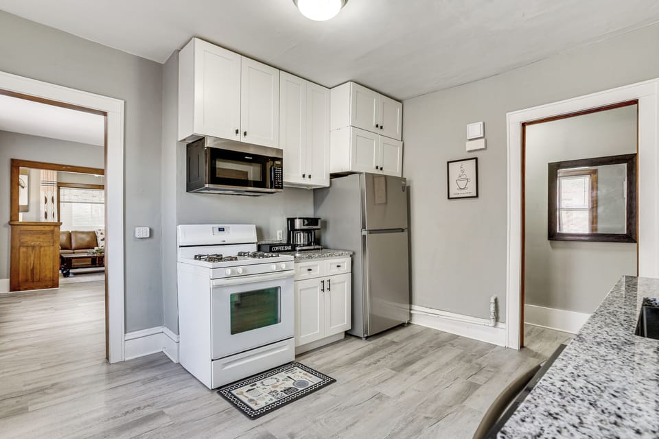 House (2 Bedrooms) | Interior