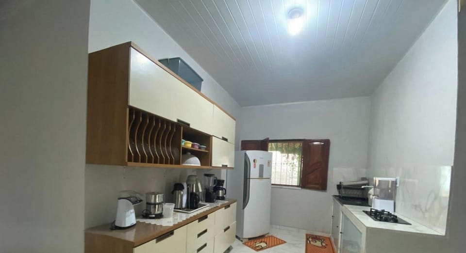 Casa de Praia Na Ilha de Marajó - Joanes/PA | Private kitchen | Fridge, microwave, cookware/dishes/utensils, freezer
