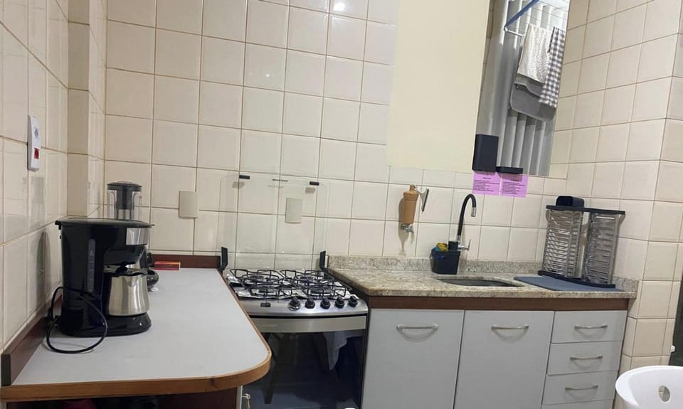Family Apartment, Air conditioning | Private kitchen | Fridge, microwave, cookware/dishes/utensils