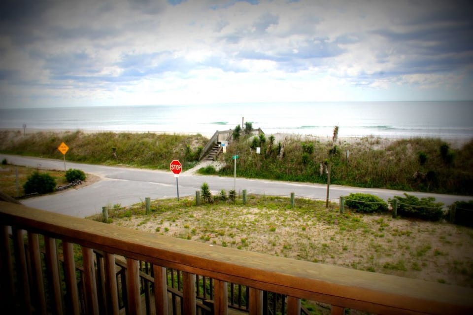 Beach/ocean view