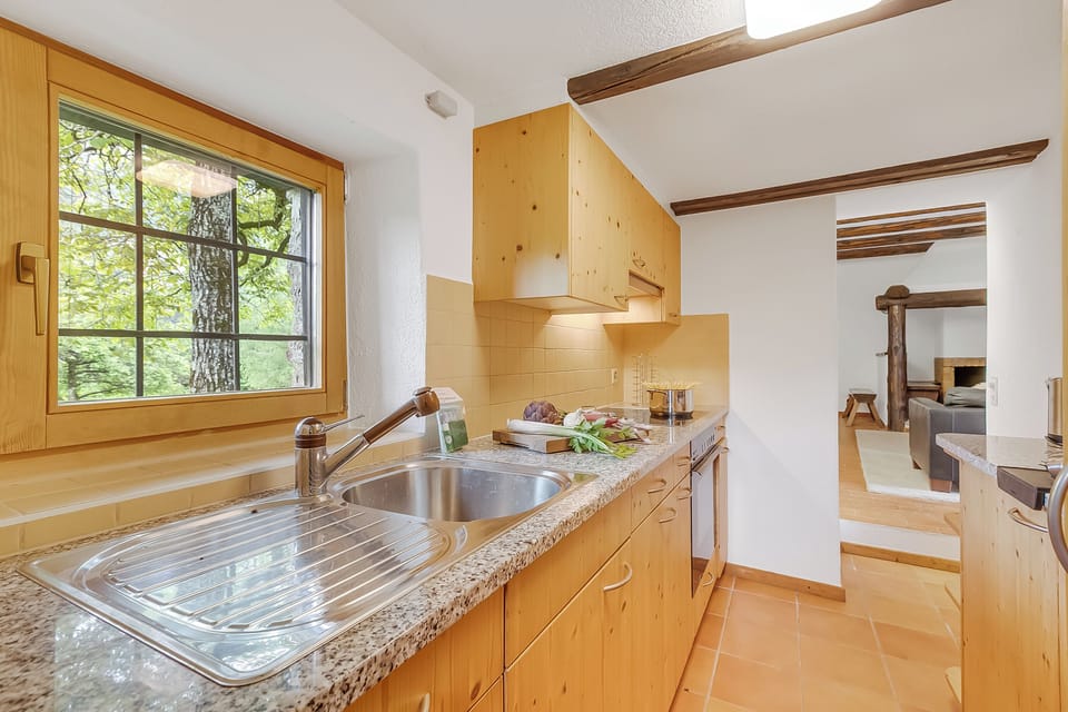 Standard Chalet, Multiple Bedrooms, Mountainside (Casa Eyrie Centovalli) | Private kitchen | Fridge, oven, stovetop, coffee/tea maker