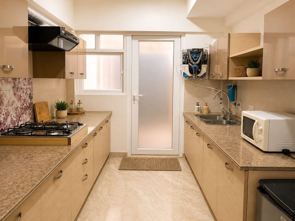 Apartment, 2 Bedrooms, Accessible, Smoking | Interior