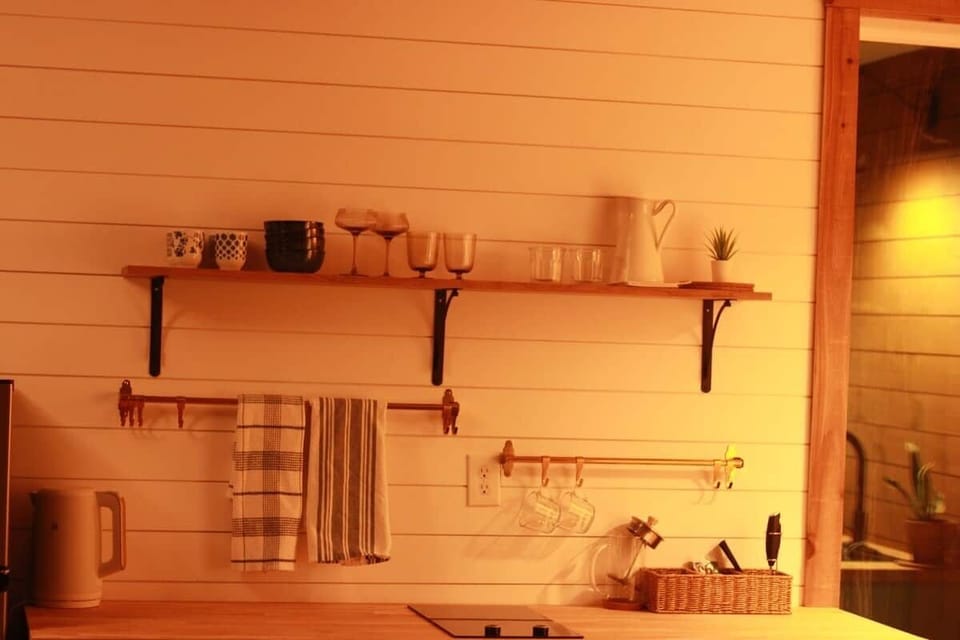 Kitchenette stocked with the essentials!