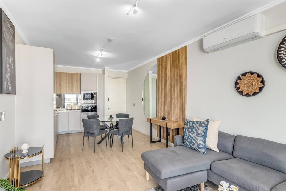 Apartment, 1 Bedroom, Patio | Living room