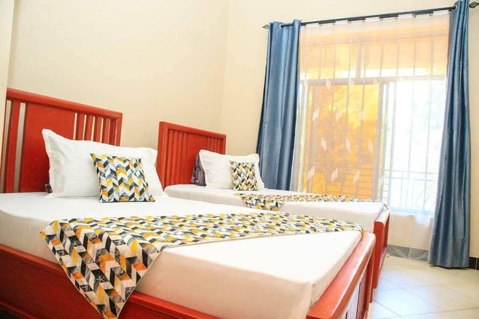 Family Apartment, Mountain View | Blackout drapes, iron/ironing board, free WiFi