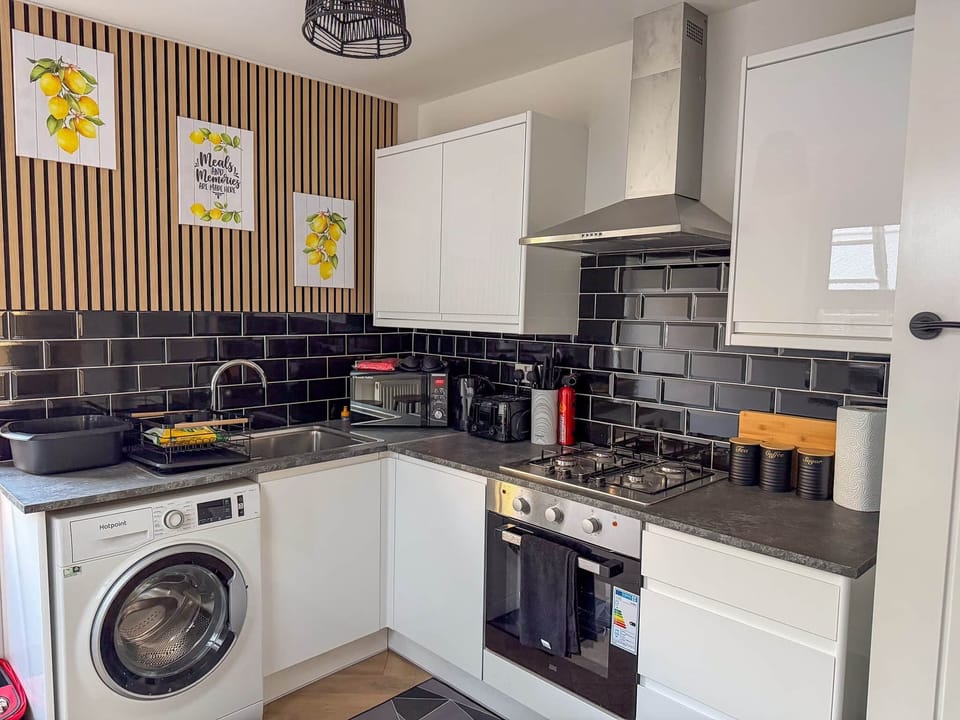 Kitchen 01