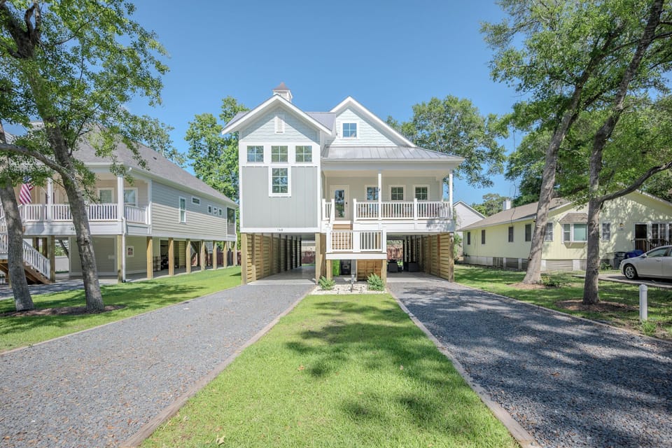 Exterior - Front