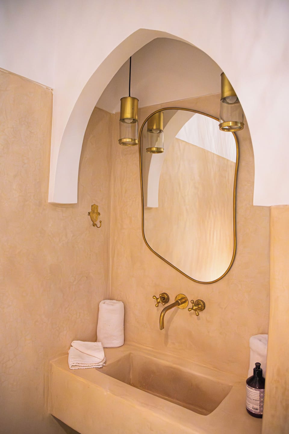 Premium Room | Bathroom | Shower, hair dryer, towels, soap