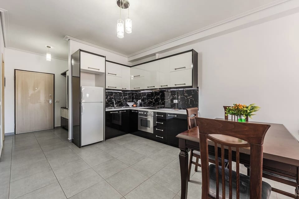 Fully-equipped kitchen