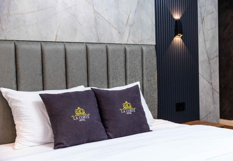 Standard Double Room, City View | Soundproofing, free WiFi