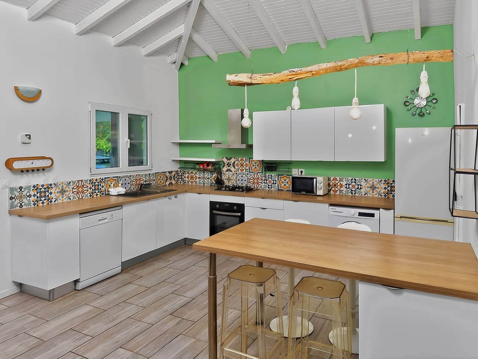 Family Villa, 3 Bedrooms, Balcony | Private kitchen | Cleaning supplies, lobster pot