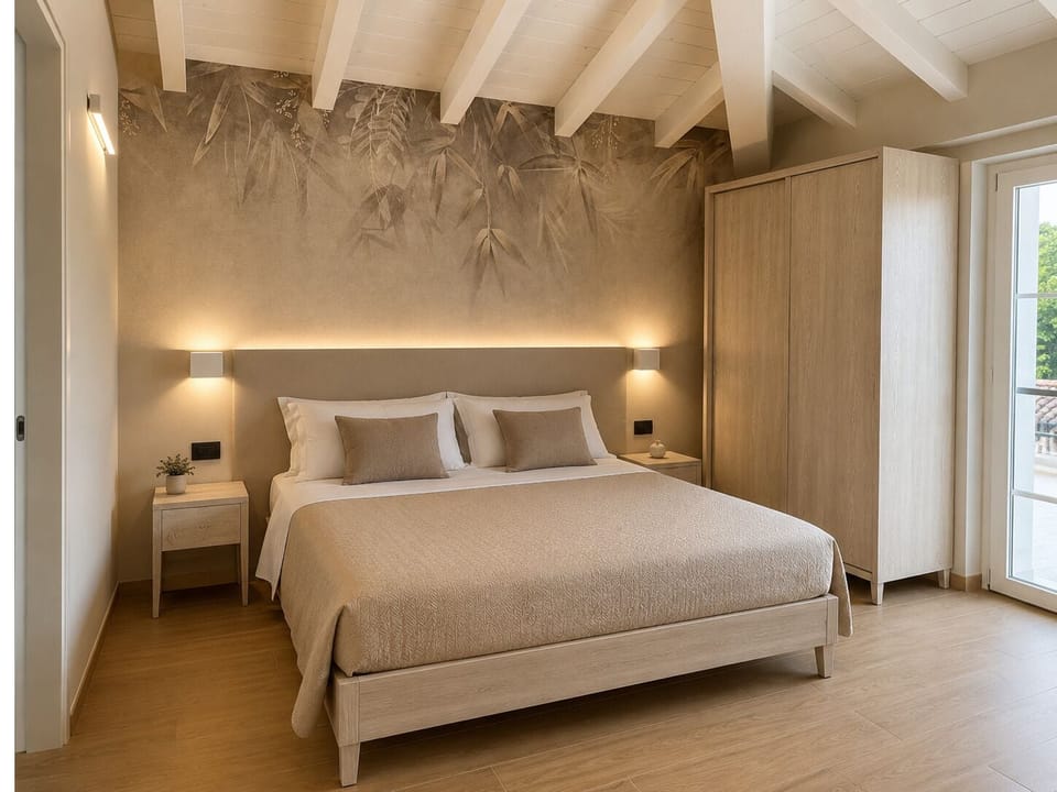 In-room safe, desk, soundproofing, WiFi (free)