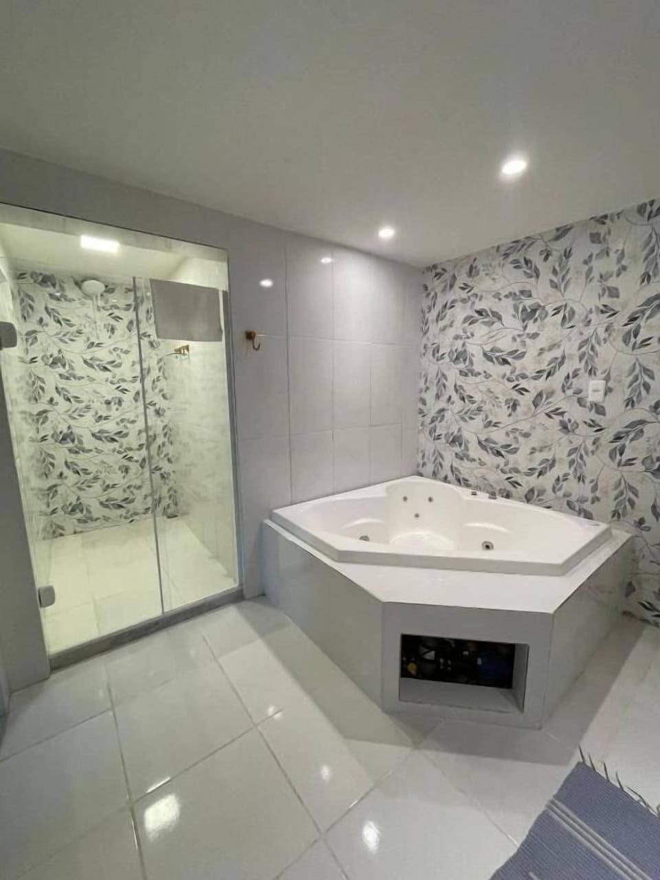 Suite, Mountain View | Bathroom