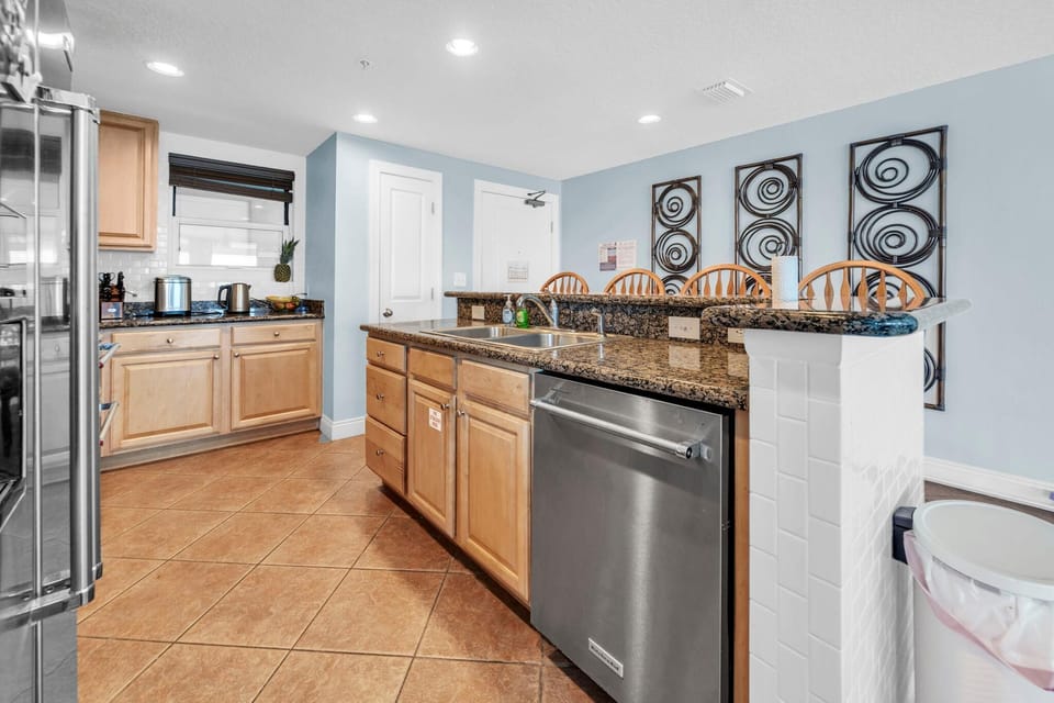 Condo, 2 Queen Beds (Palazzo 908) | Private kitchen