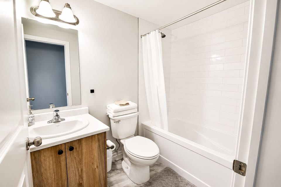 Bathroom 1 with Bathtub
