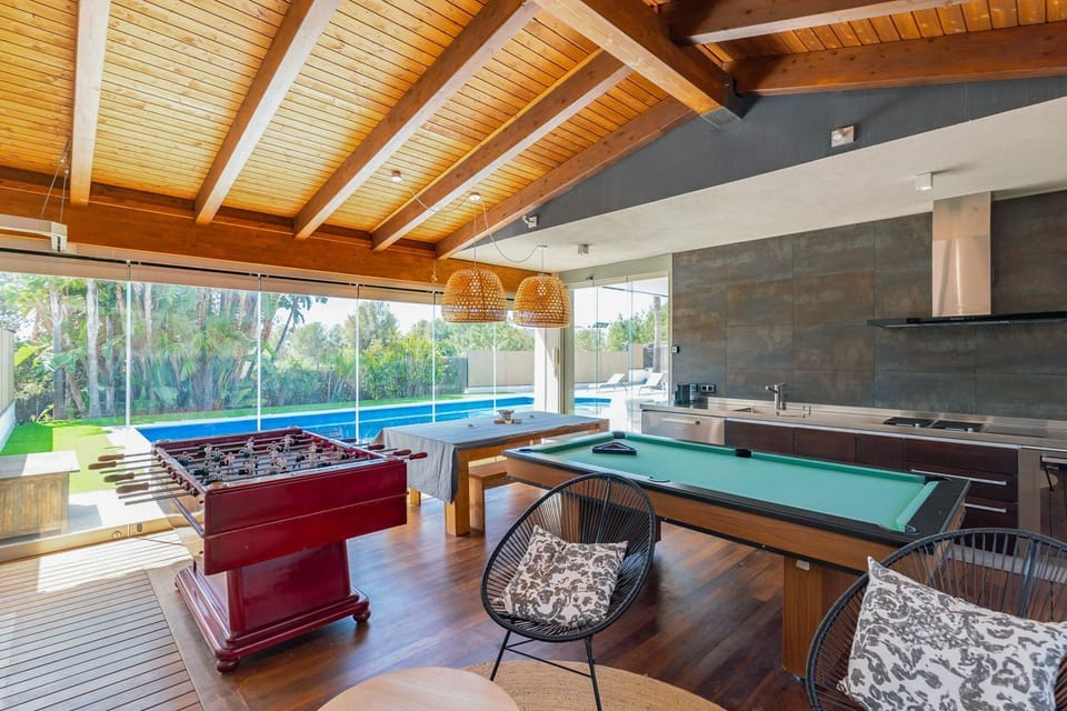 Game room