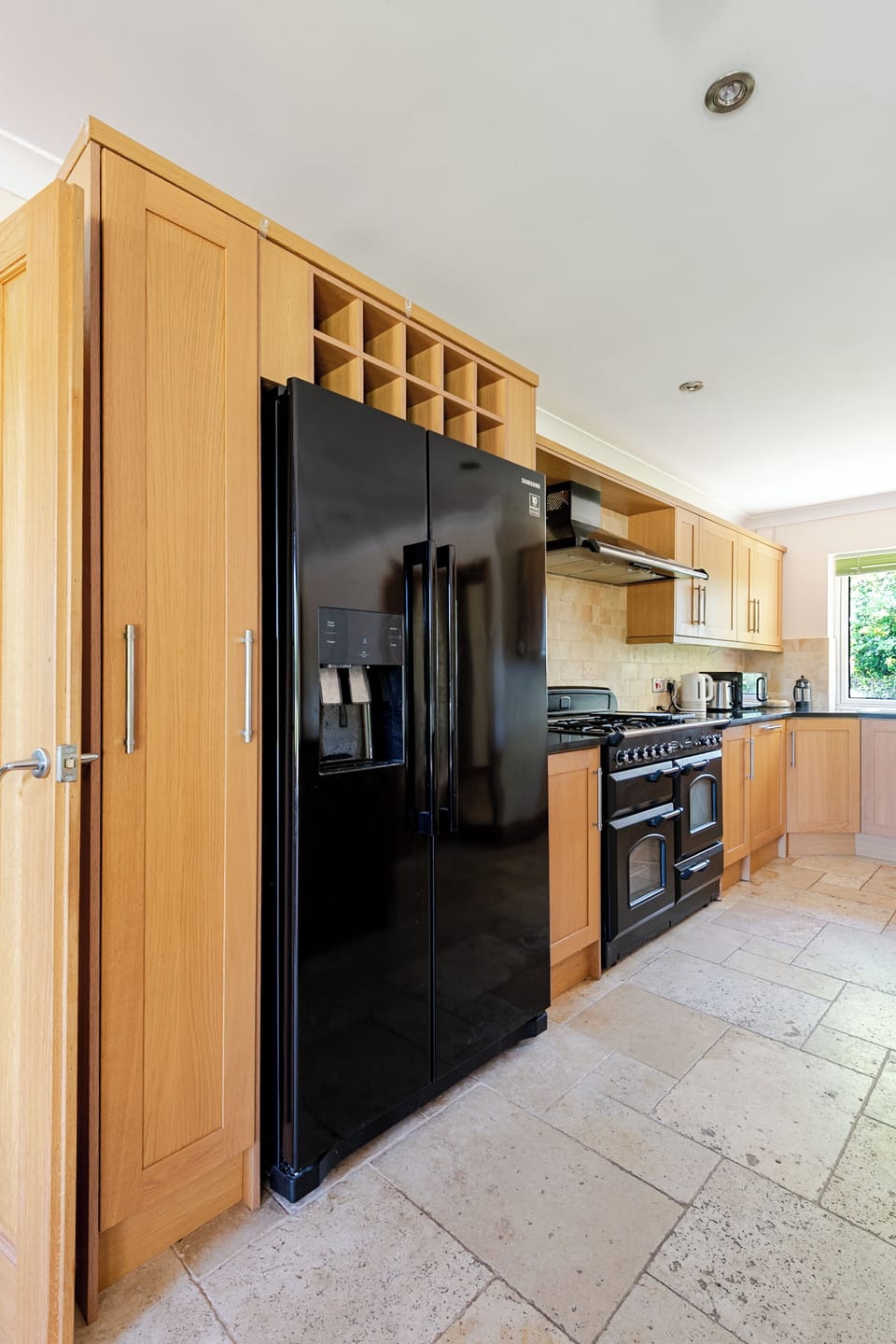 Luxury Bungalow, Patio, Garden View | Private kitchen