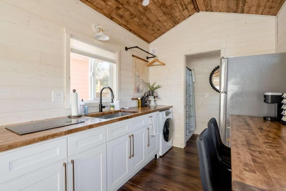 Studio | Private kitchen | Cookware/dishes/utensils