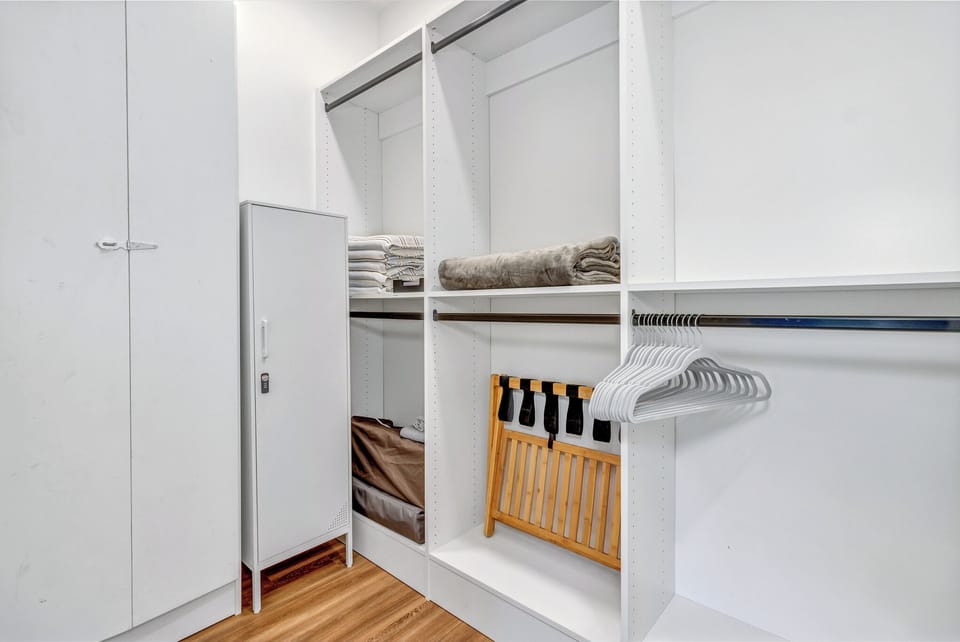 Large Walk-in closet