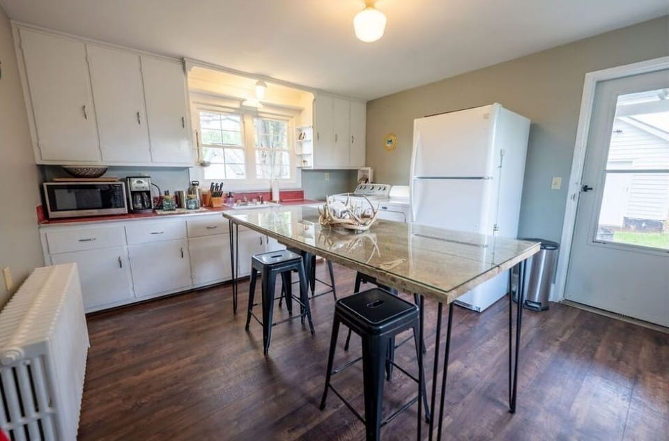 Back kitchen 