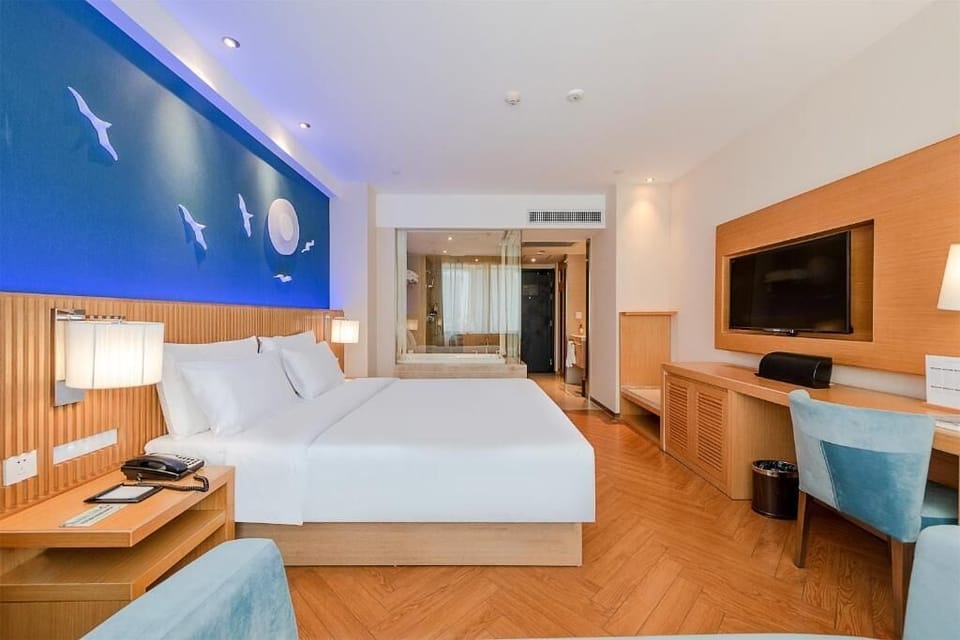 Basic Single Room, City View | Premium bedding, free minibar, in-room safe, blackout drapes