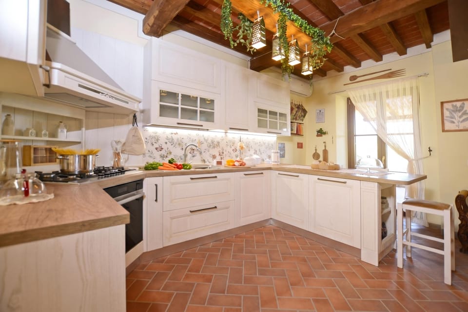 Family Apartment, 1 Bedroom, Microwave, Mountainside (Dimora Belfiore) | Private kitchen | Fridge, microwave, oven, stovetop