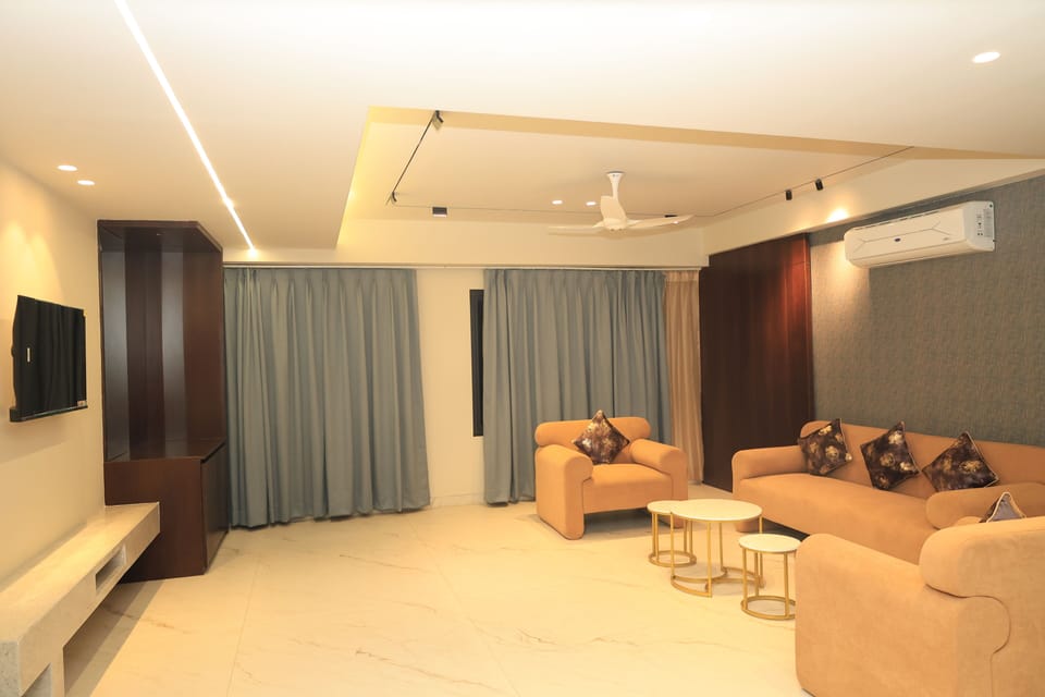 Superior Double Room Single Use | Living area