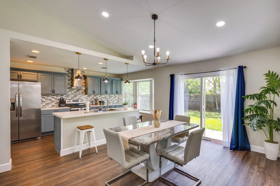 Dining Table | Breakfast Bar