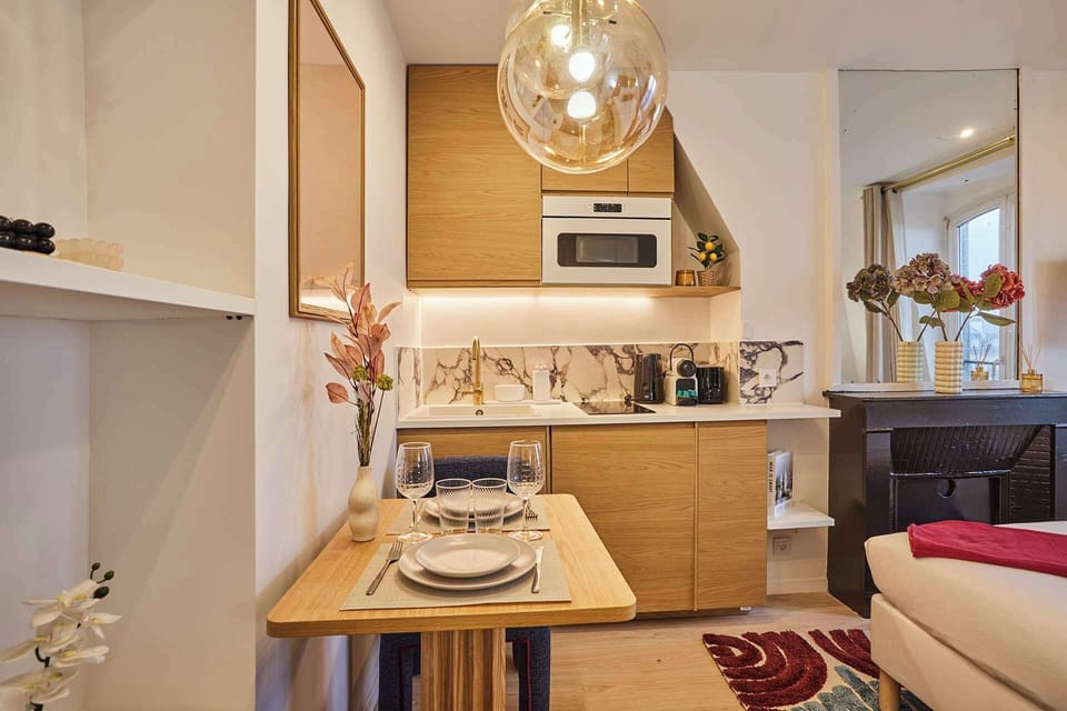 Cuisine ouverte avec coin repas