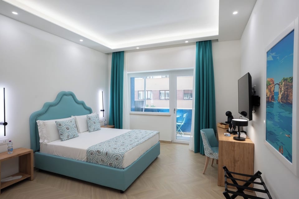 Deluxe Triple Room, 1 Queen Bed, Balcony, City View | Egyptian cotton sheets, premium bedding, down comforters, minibar