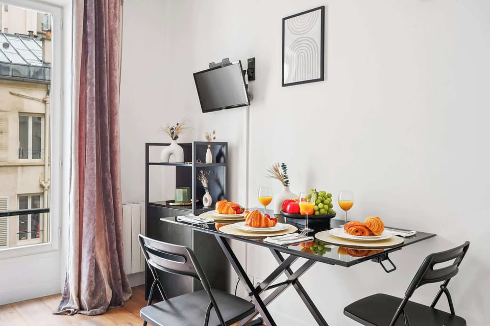 Dining details