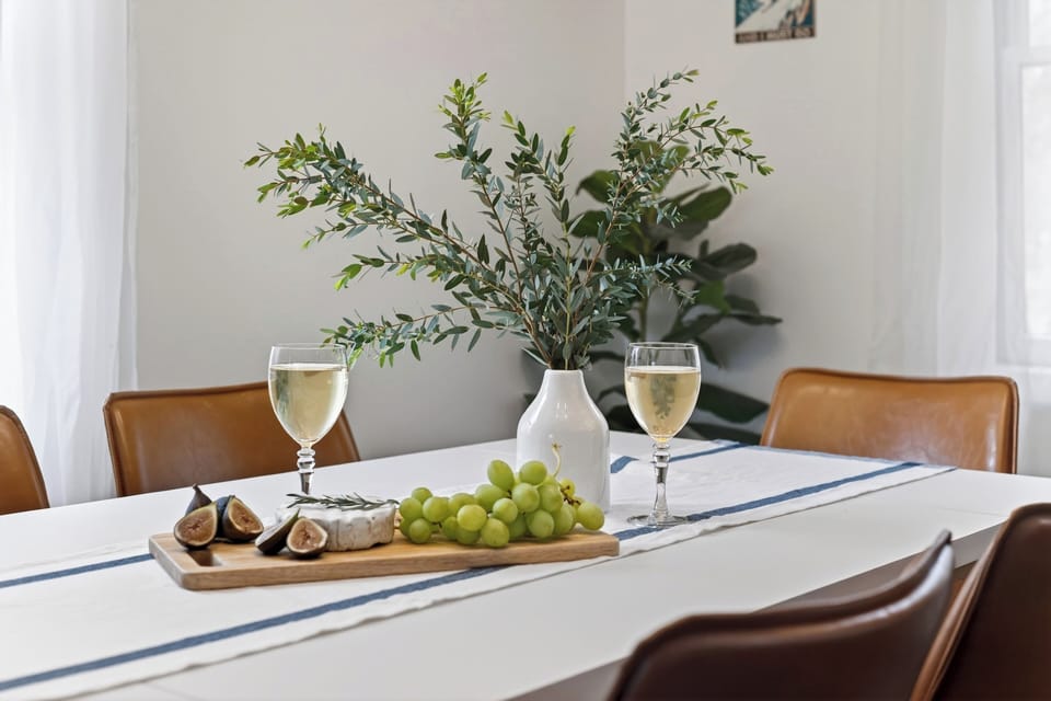 Bright dining space with modern seating and a warm, inviting setup.