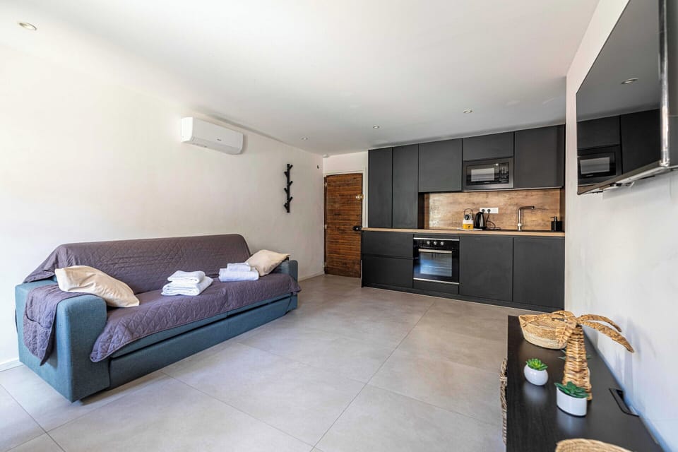 Apartment | Living area