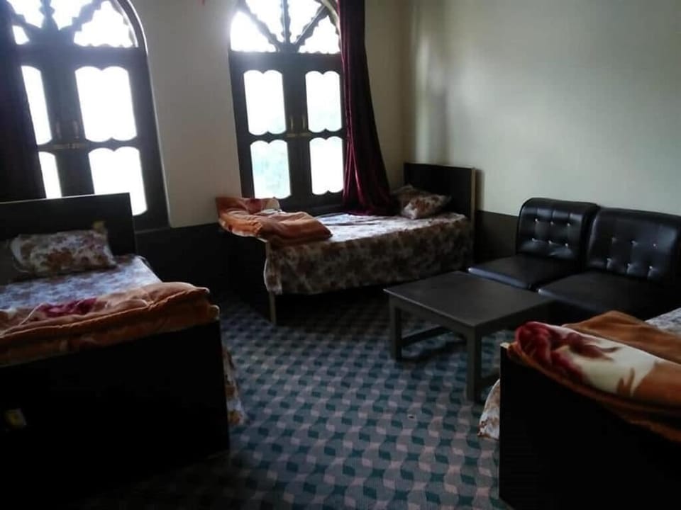 Deluxe Double Room, Mountain View | Iron/ironing board (on request), WiFi (free)